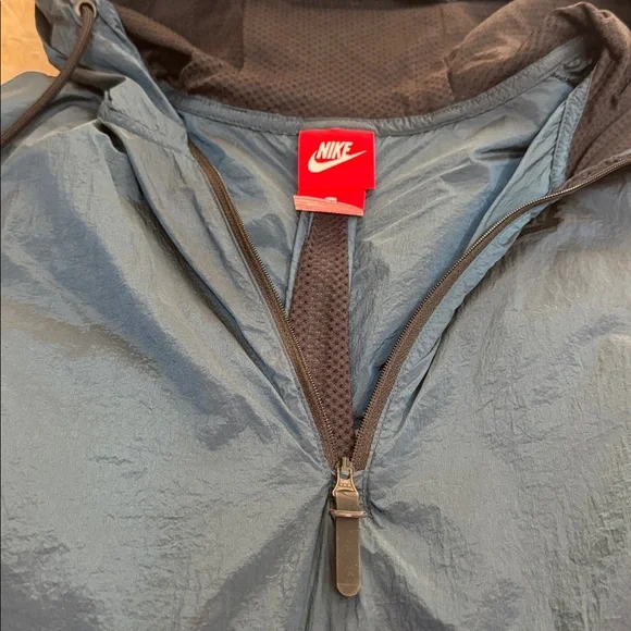 Nike Blue rain Hooded Vest XS size new - Picture 2 of 5